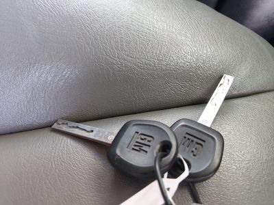 2023 Chevrolet Express Passenger - Photo 15