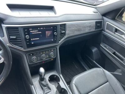 2020 Volkswagen Atlas Cross Sport — photo 11 view