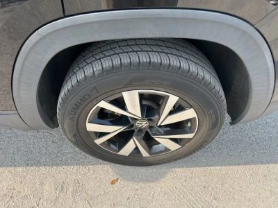 2020 Volkswagen Atlas Cross Sport — photo 18 view