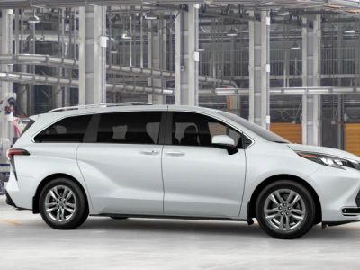 2026 Toyota Sienna - Photo 13