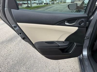 2017 Honda Civic - Photo 31