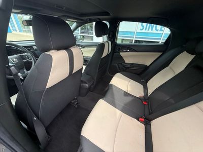 2017 Honda Civic - Photo 28