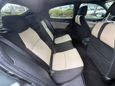 2017 Honda Civic - Photo 35