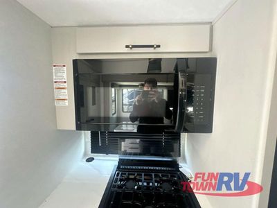 2025 Dutchmen RV Astoria - Photo 16