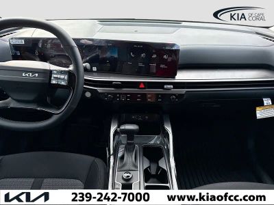 2026 Kia Sorento — photo 18 view