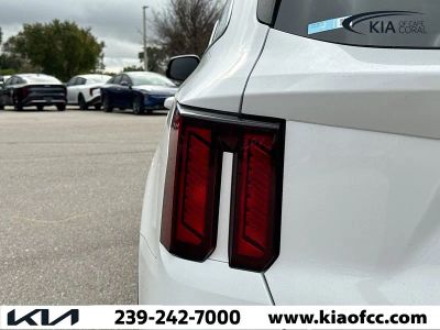 2026 Kia Sorento — photo 10 view