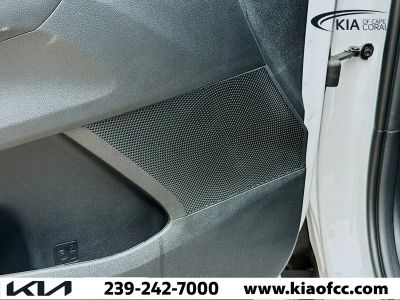 2026 Kia Sorento — photo 23 view