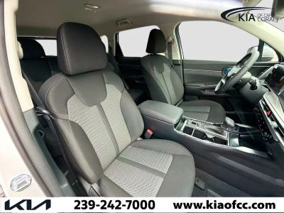 2026 Kia Sorento — photo 14 view