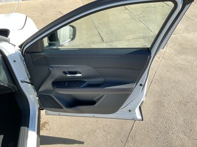 2026 Nissan Kicks - Photo 21