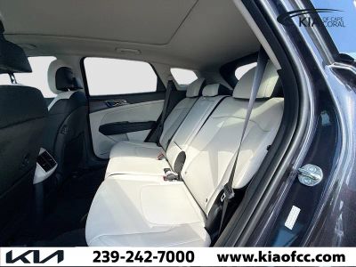 2026 Kia Sportage — photo 16 view