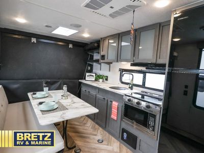 2023 Forest River RV Ozark - Photo 8