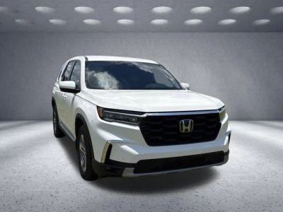 2023 Honda Pilot — interior view