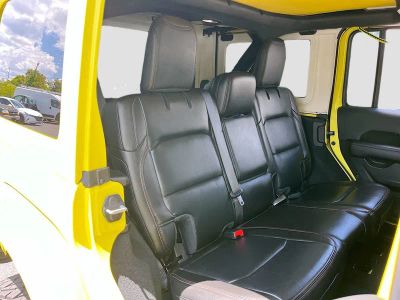 2022 Jeep Wrangler — photo 26 view