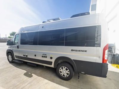 2027 Thor Motor Coach SEQUENCE - Photo 19