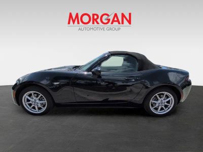 2016 Mazda Miata — photo 8 view