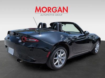 2016 Mazda Miata — detail view