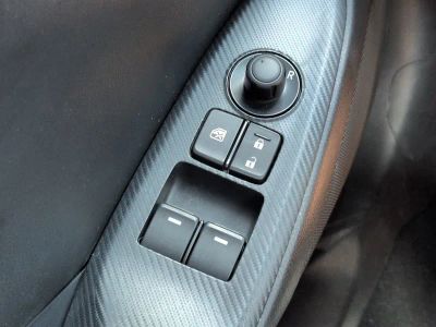 2016 Mazda Miata — photo 19 view