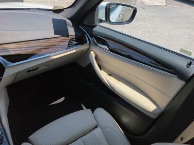 2023 BMW 5 Series — photo 17 view