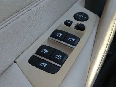2023 BMW 5 Series — photo 26 view
