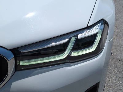 2023 BMW 5 Series — photo 10 view