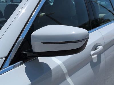2023 BMW 5 Series — photo 12 view