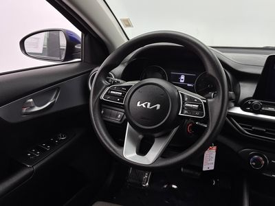 2023 Kia Forte - Photo 22