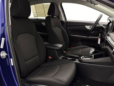 2023 Kia Forte - Photo 30