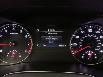 2023 Kia Forte - Photo 15