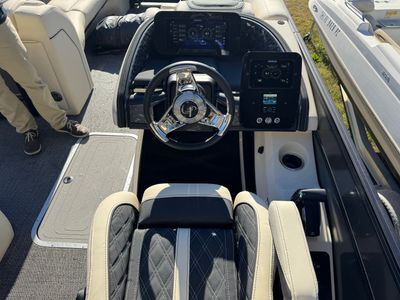2026 Barletta Lusso L25UA - Photo 17