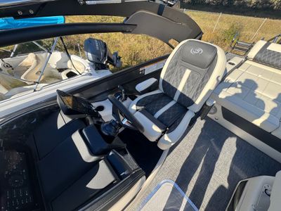 2026 Barletta Lusso L25UA - Photo 11