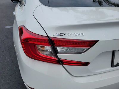 2019 Honda Accord Sedan — photo 10 view