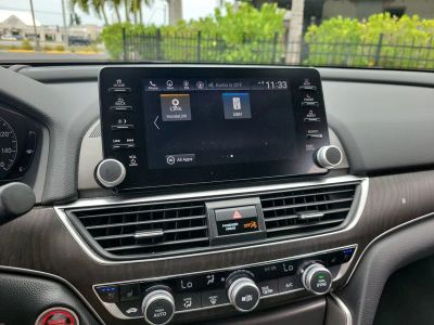 2019 Honda Accord Sedan — photo 23 view