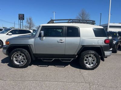 2012 Toyota FJ Cruiser — engine compartment view