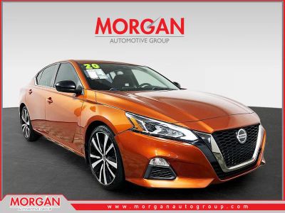 2020 Nissan Altima 2.5 SR in Orange — front three-quarter view