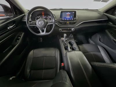 2020 Nissan Altima — photo 26 view