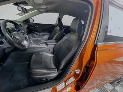 2020 Nissan Altima — photo 12 view