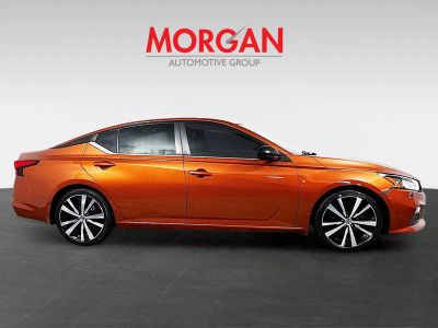 2020 Nissan Altima — side profile view