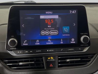 2020 Nissan Altima — photo 23 view