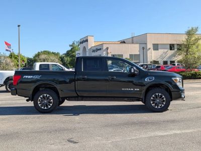 2019 Nissan Titan XD - Photo 6