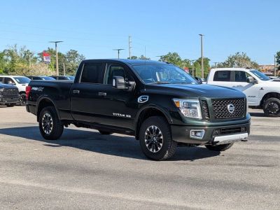 2019 Nissan Titan XD - Photo 7