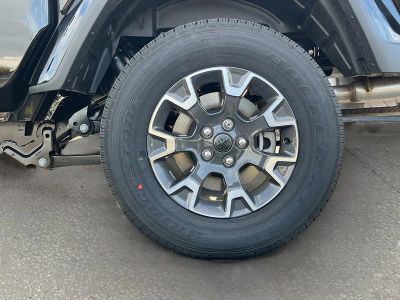 2026 Jeep Gladiator — photo 28 view
