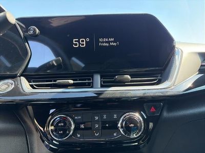 2026 Chevrolet Trax — photo 10 view