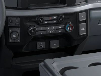 2026 Ford Super Duty - Photo 15