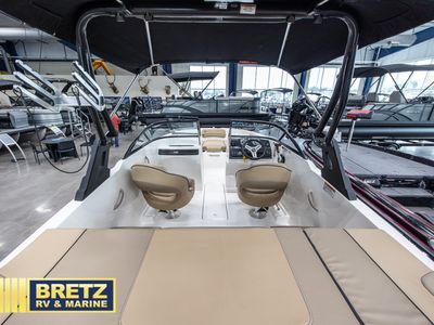2022 Bayliner VR Series - Photo 9