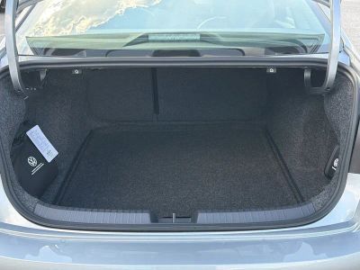 2026 Volkswagen Jetta — photo 11 view