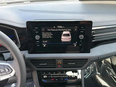 2026 Volkswagen Jetta — photo 27 view