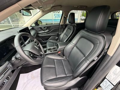 2025 Lincoln Corsair - Photo 14
