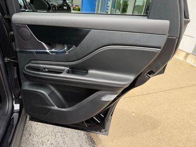 2025 Lincoln Corsair - Photo 38