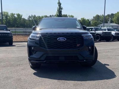 2026 Ford Explorer — photo 8 view