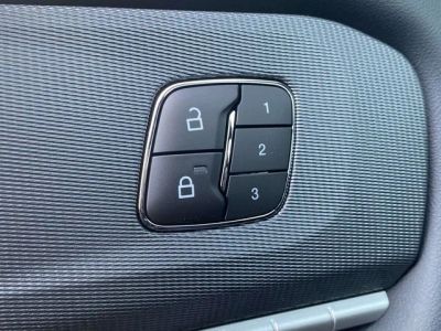 2026 Ford Explorer — photo 15 view